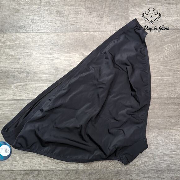 Decree Medium Coverage Bikini Bottom Size 2X - Picture 5 of 5